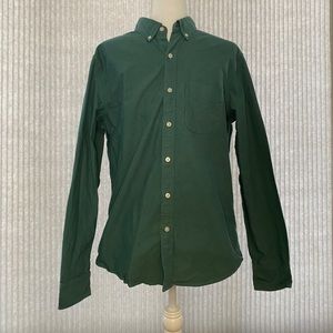 American Eagle Men’s Dark Green Button Down